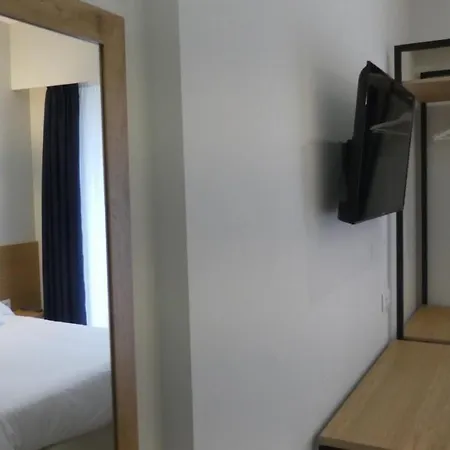 Bed and breakfast Plaza Pombo -