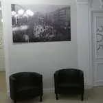 Plaza Pombo - Nocleg ze śniadaniem 4*