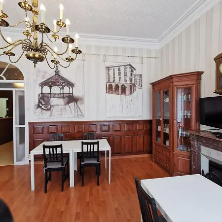 Plaza Pombo - 4* 桑坦德