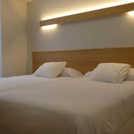 Bed & Breakfast Plaza Pombo -