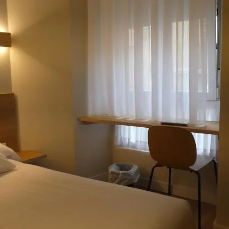 Plaza Pombo - 4*
