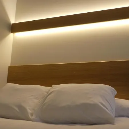Plaza Pombo - B&B 산탄데르