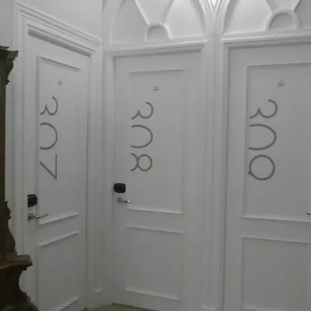 Bed & Breakfast Plaza Pombo - Santander