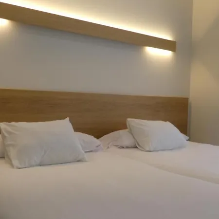 Bed & Breakfast Plaza Pombo - Santander