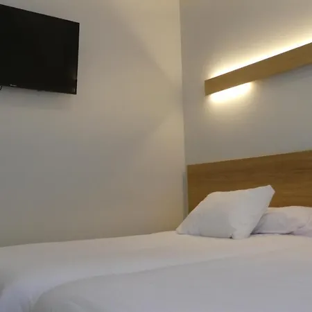 B&B Plaza Pombo - 산탄데르