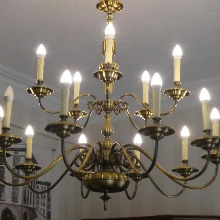 Plaza Pombo - Bed & Breakfast Santander