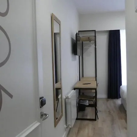 Bed & Breakfast Plaza Pombo - Santander