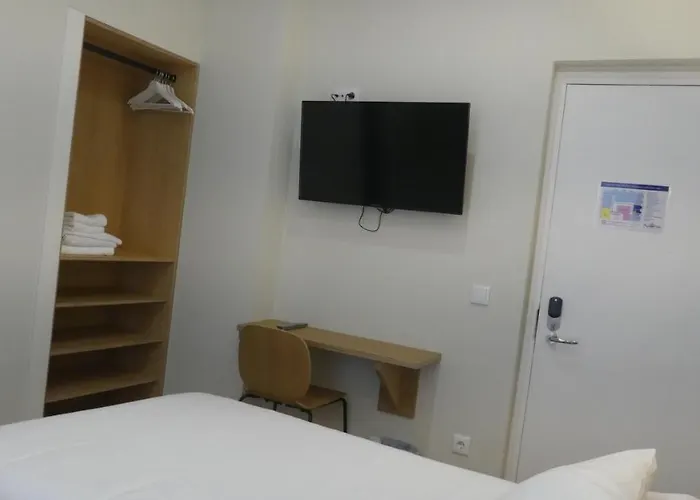 Plaza Pombo - Bed & Breakfast Santander