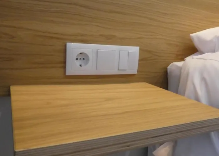 Plaza Pombo - 4* 桑坦德