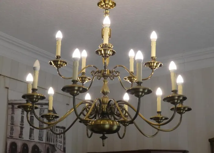 Plaza Pombo - Bed & Breakfast Santander