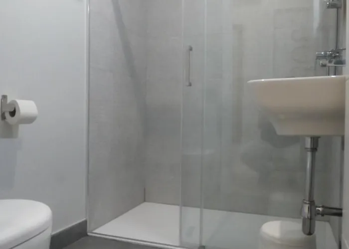 Plaza Pombo - Nocleg ze śniadaniem 4*